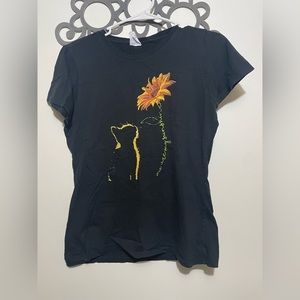 Black T-shirt with cat print